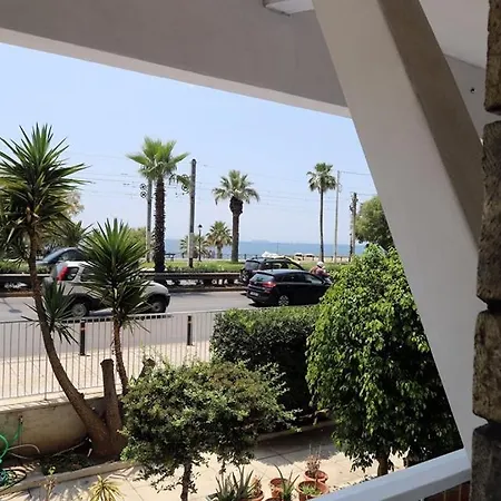 Sailing House On The Beach 16 Persons Atenas